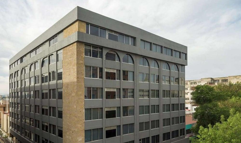 Hotel Plaza Genova Centro Гвадалахара Экстерьер фото