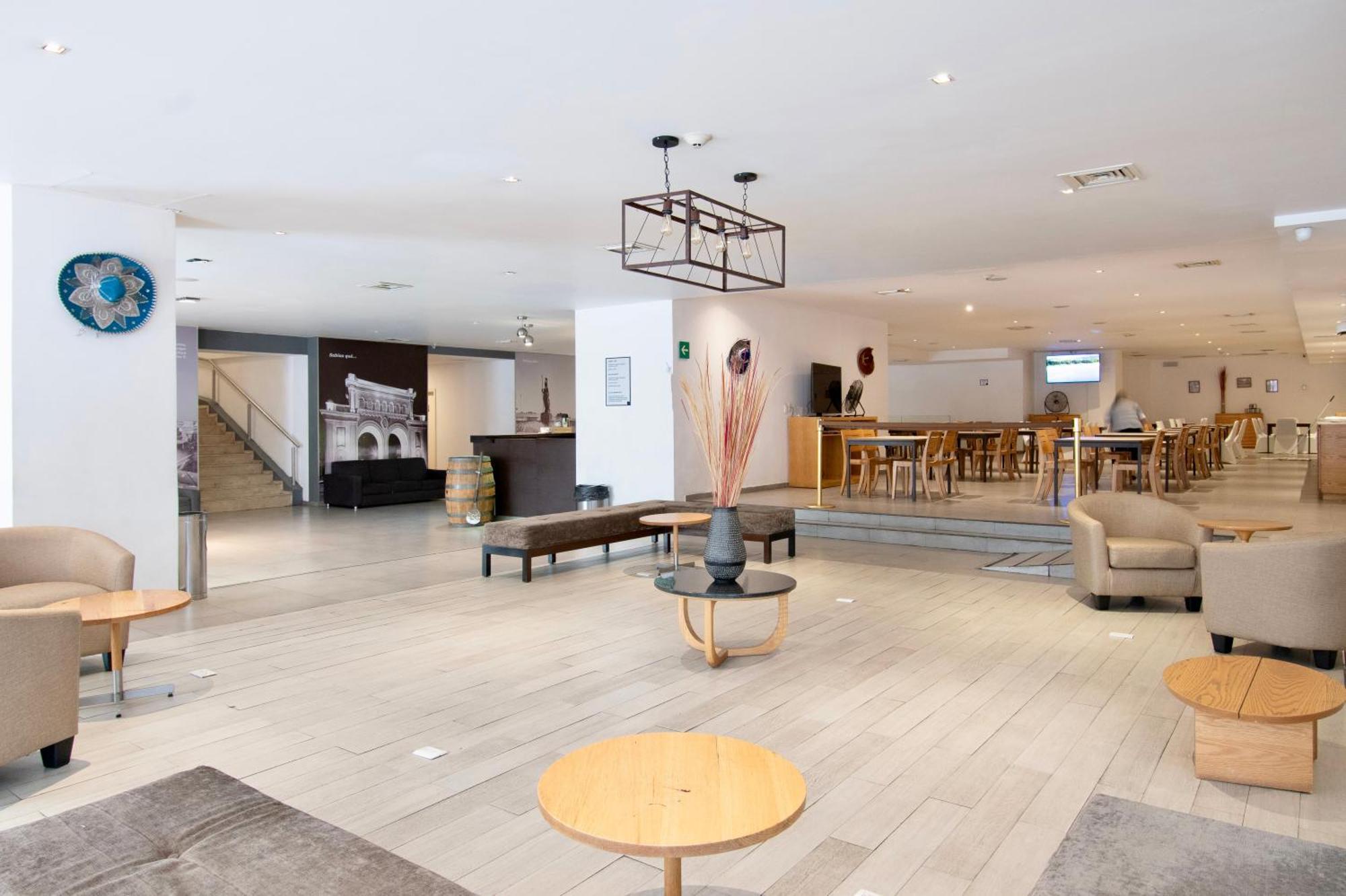 Hotel Plaza Genova Centro Гвадалахара Экстерьер фото