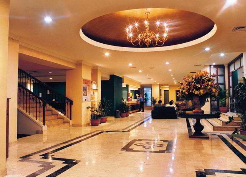 Hotel Plaza Genova Centro Гвадалахара Экстерьер фото